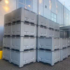 1200 X 1000 X 790MM Big-Box- Solid base and walls & 3 skids